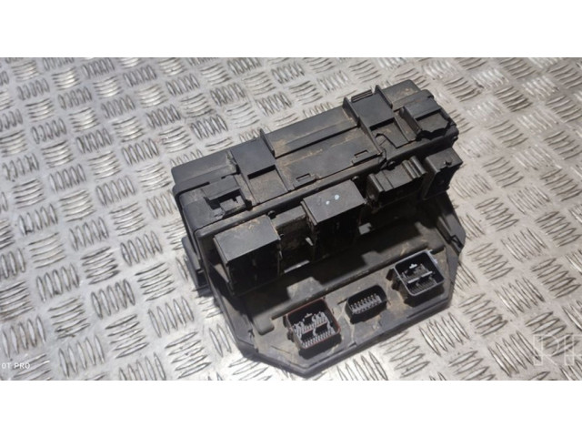 Блок предохранителей 68089320AD Jeep Grand Cherokee