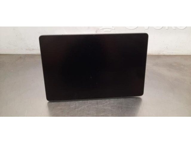 Дисплей 151677900C Tesla Model Y