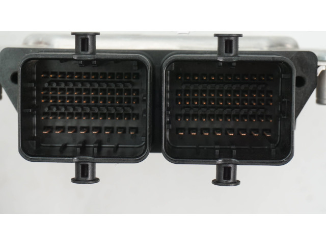 Блок управления двигателем Блок управления 55260606, 0261S09808   Fiat 500L