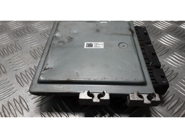 Блок управления двигателя 237102440R, 237100764R Dacia Duster II