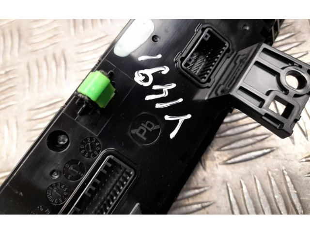 Блок управления климат-контролем 97250J7201, Y1491 KIA Ceed