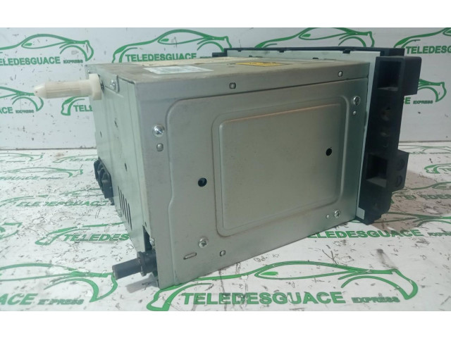 Pojistková skříňka Радио/ проигрыватель / навигация 96628256 Chevrolet Chevy Van 2007