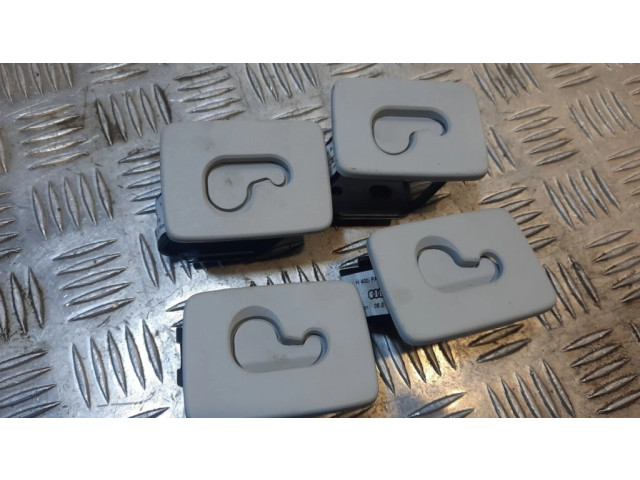 Другая деталь отделки багажника