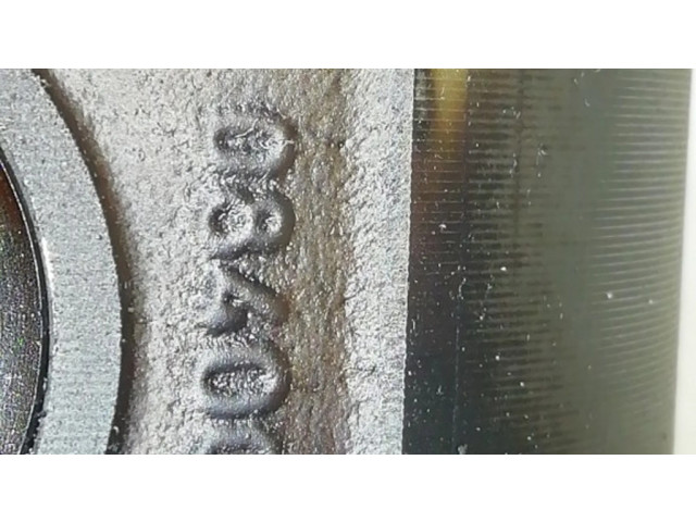 Píst 512A57, 0840C BMW 5 E60 E61 pro naftový motor 2.0 778666