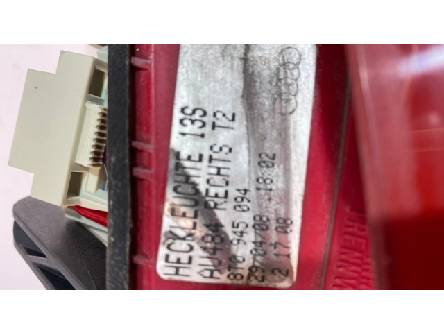 Задний фонарь правый сзади 8T0945094 Audi S5 2007-2017 года