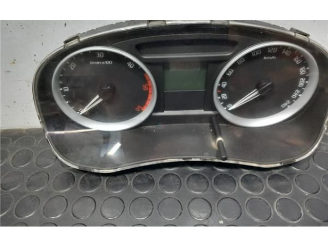 Панель приборов 5J0920811C   Skoda Fabia Mk2 (5J)       