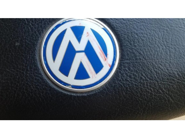 Подушка безопасности водителя 112805300, 001UR055PG10 Volkswagen PASSAT B5.5