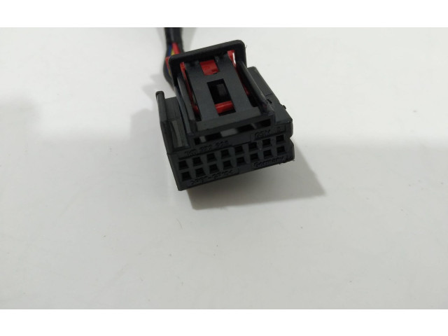 Зеркало электрическое Audi A3 S3 8V 2013 - 2019 года