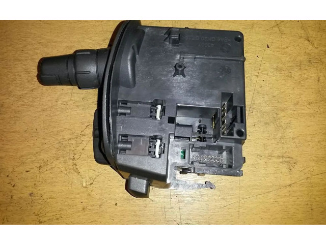 Переключатель дворников Renault Clio III