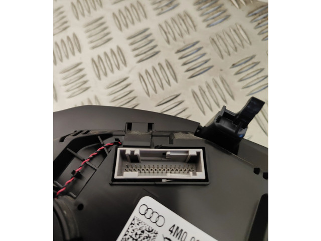 Přístrojová deska Audi Q7 4M 2018 4M0920790C