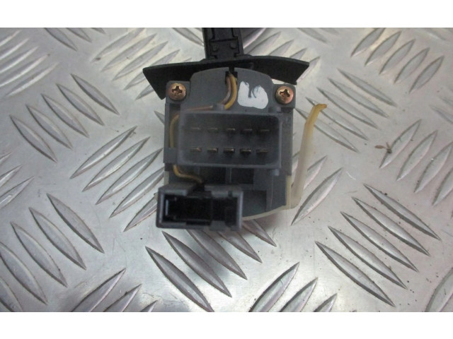 Ручка стеклоочистителей Saab 9-3 Ver1