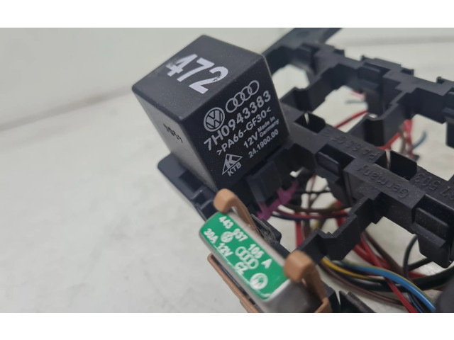 Pojistková skříňka 7H0937503, 7H0943383 Volkswagen Transporter - Caravelle T5 2005