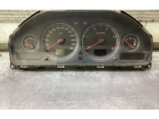 Панель приборов 8673802, 8602885   Volvo V70       