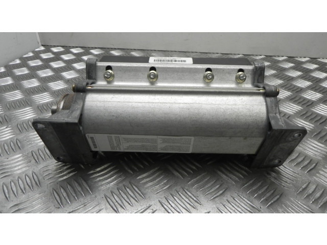 Надувная подушка для пассажира