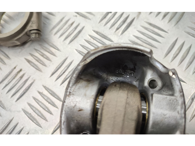  Поршень с шатуном Cxx ckf  Skoda Octavia Mk3 (5E)  