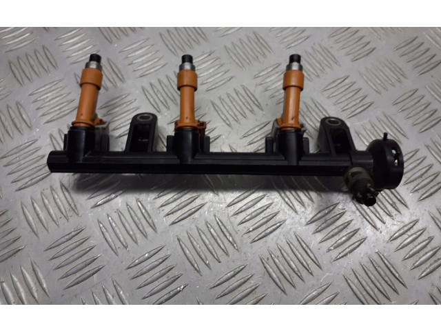 Топливная рампа Daihatsu Cuore