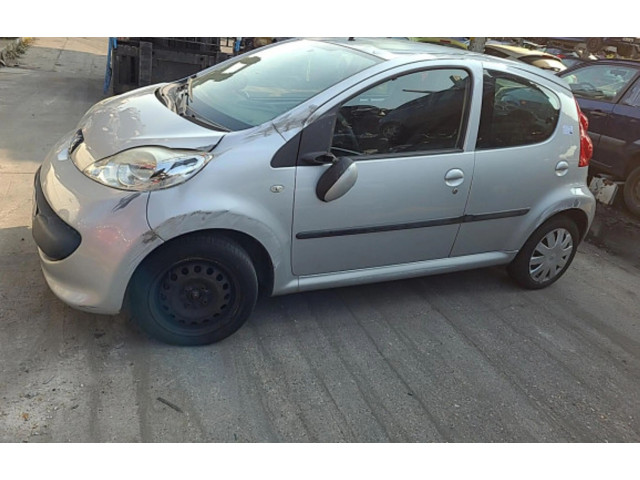 Генератор 270600Q011   Peugeot 107      