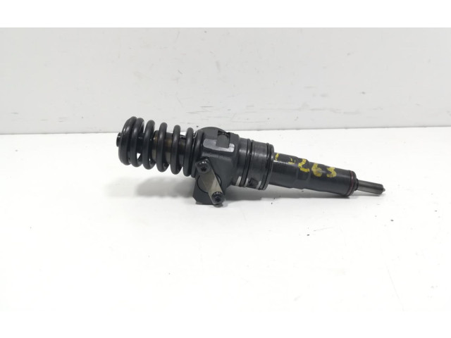 Форсунка 038130073BN    Volkswagen Touran I   