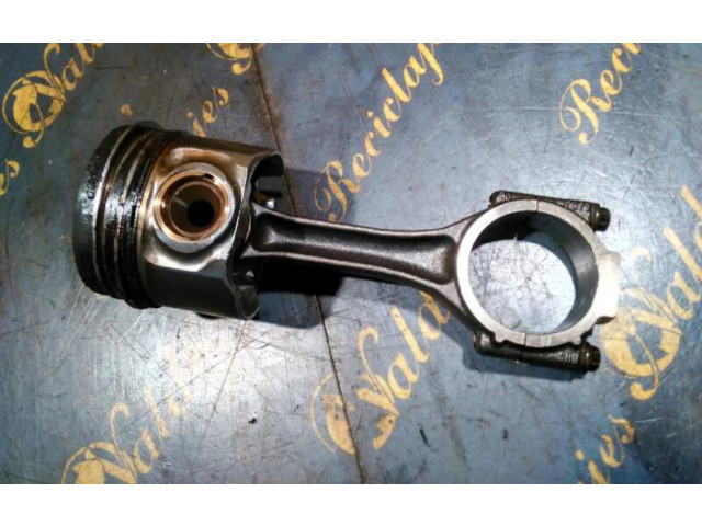 Píst 034040907   Seat Leon (1P)     