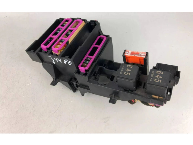 Ящик предохранителей (комплект) 8K0971845A Audi A5 8T 8F