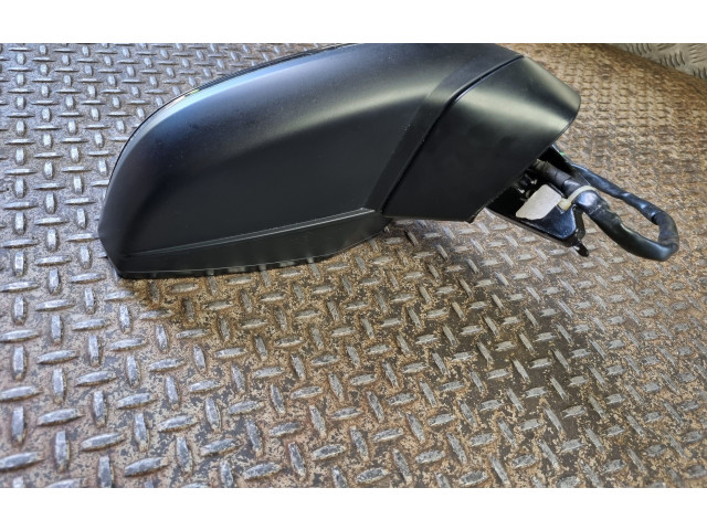 Зеркало электрическое Audi Q5 SQ5 2017 - года