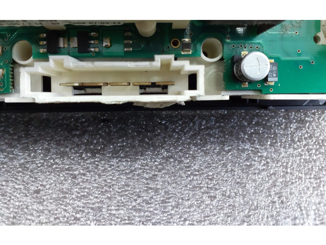 Блок управления климат-контролем 5J0820045 Skoda Fabia Mk2 (5J)