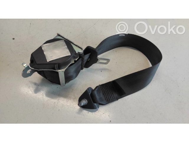 Задний ремень безопасности