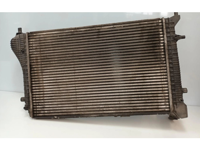 Интеркулер Volkswagen Caddy