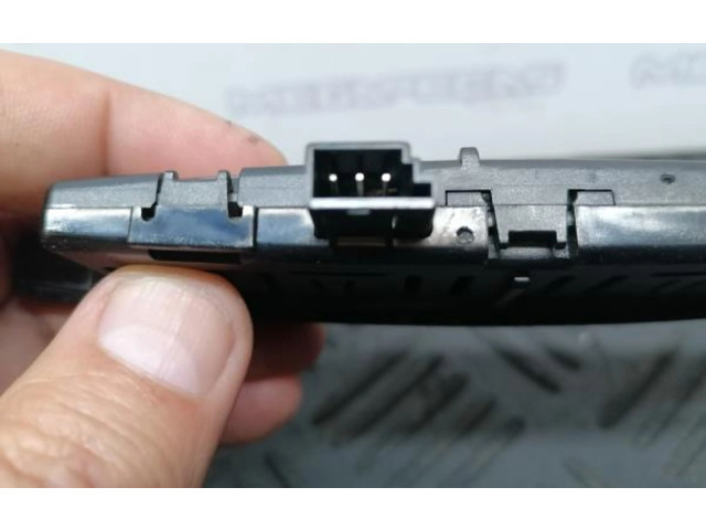 Дисплей    A0015424423   Mercedes-Benz E C207 W207