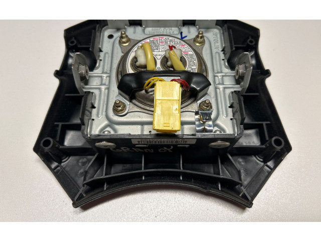 Подушка безопасности водителя Mitsubishi Grandis