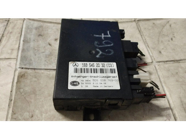 Блок управления крюка для прицепа