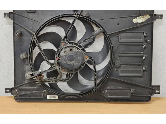 Вентилятор радиатора 31368427 Volvo S60