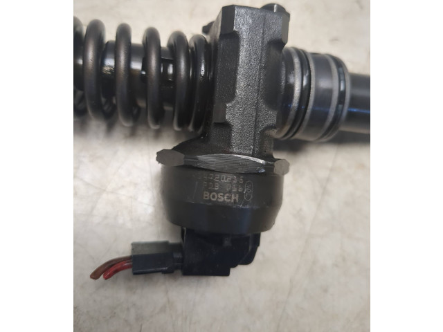 Форсунка 0414720215 Skoda Superb B6 (3T)