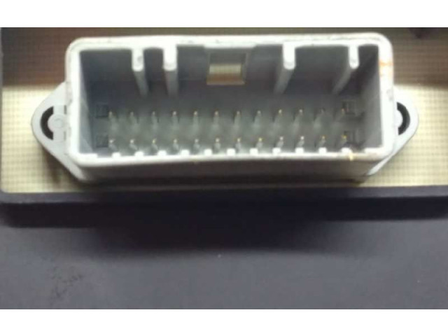 Панель приборов 8200752813 Dacia Logan I