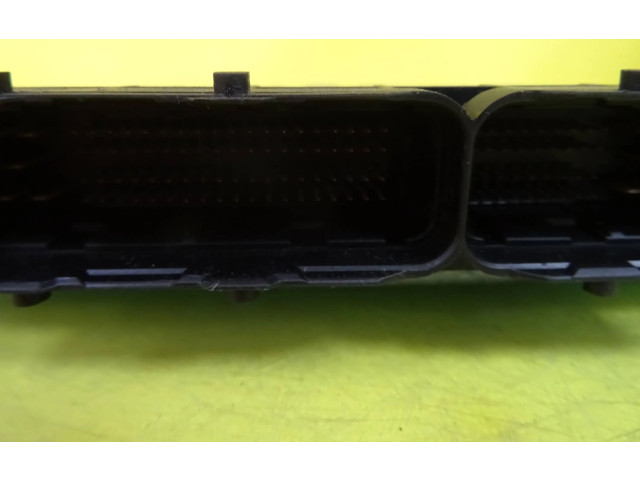 Блок управления двигателя 275800-3840, 8973804200   Renault Vel Satis