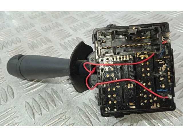 Ручка стеклоочистителей E1109568 Dacia Sandero