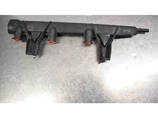 Топливная рампа    Peugeot 2008 I   для двигателя HMZ