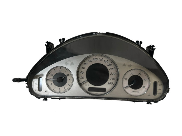 Přístrojová deska Mercedes-Benz E W211 2007 A2115405747, 110080292