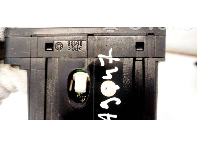 Дисплей    96188   Volvo XC90