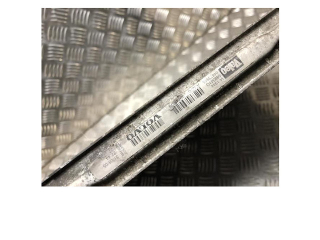 Радиатор интеркулера 31274553, 31274553   Volvo XC90   для двигателя D5244T