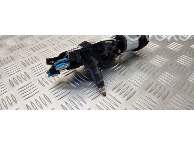 Моторчик заднего дворника 30663891, 152974863    Volvo V70