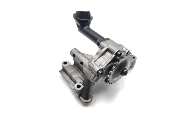 Čerpadlo oleje 038115105C Volkswagen Passat Alltrack CBDC