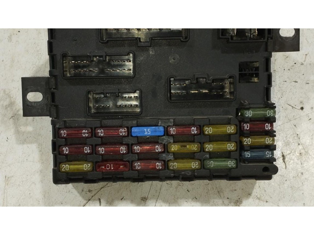 Блок предохранителей 46776086, 46776086 Lancia Lybra