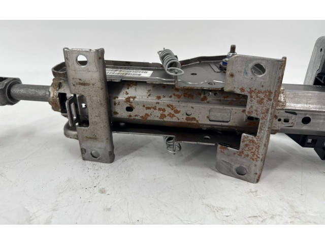 Ось рулевого колеса 5Q2419502 Volkswagen Golf VII