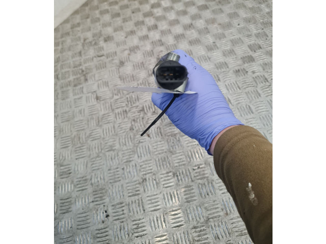 Vstřikovací lišta 0445216002 BMW 5 E39