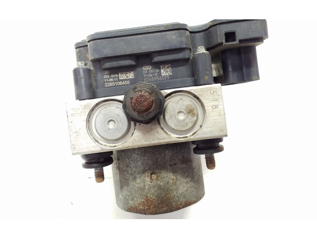 Блок АБС 2265106455, P05154911AD   Chrysler  Town & Country V  2011-2016 года