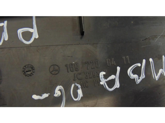 Другая деталь салона