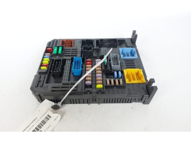   Pojistková skříňka 9832880380, 9832880380   Peugeot 208 2019