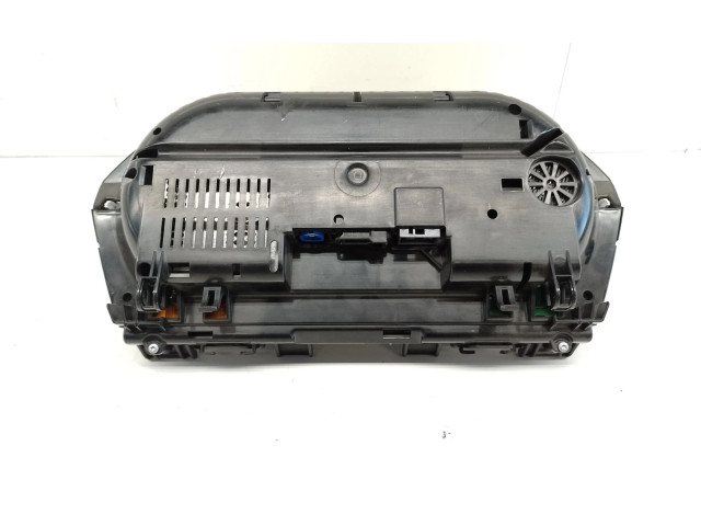 Přístrojová deska BMW 2 F46 2017 9295446, 10467390