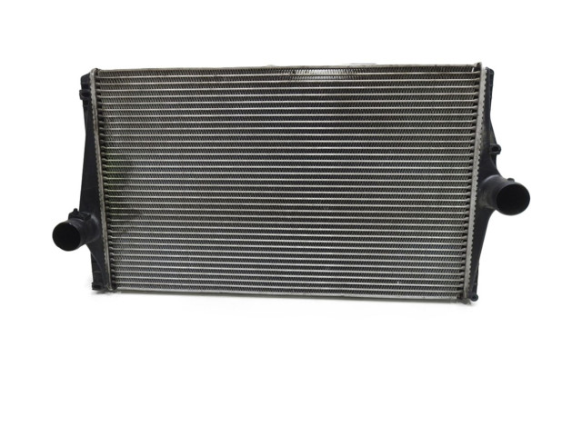 Интеркулер  8627375   Volvo XC90 